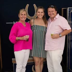 Meet your Posher, Laura